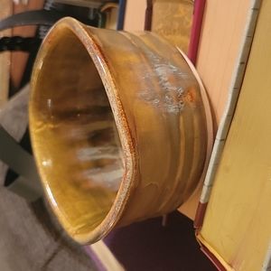 Signed vtg pottery bowl